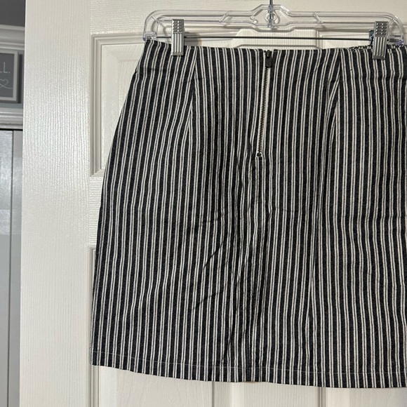 Hollister Striped Ultra High Rise Mini Skirt - Picture 12 of 16